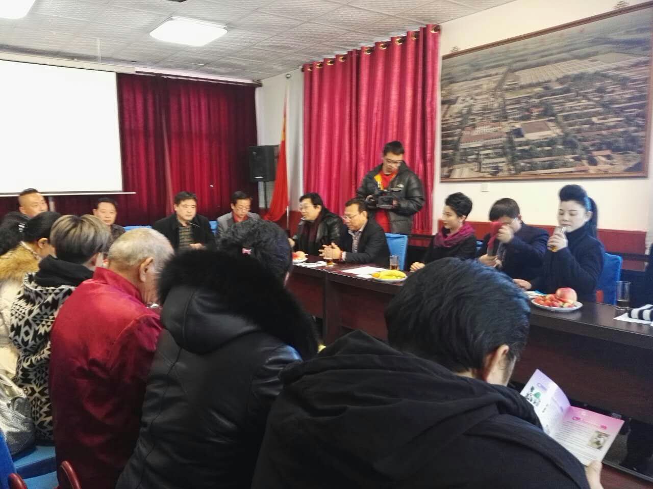 践行走乡村，下基层、文化兴村方针         